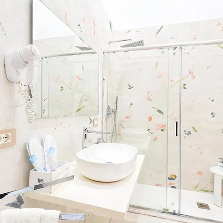 Pensión Charminaples - Vivimihome 4*
