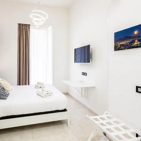 Charminaples - Vivimihome Pensión 4*