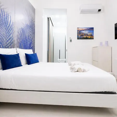 Charminaples - Vivimihome 4* Nápoles