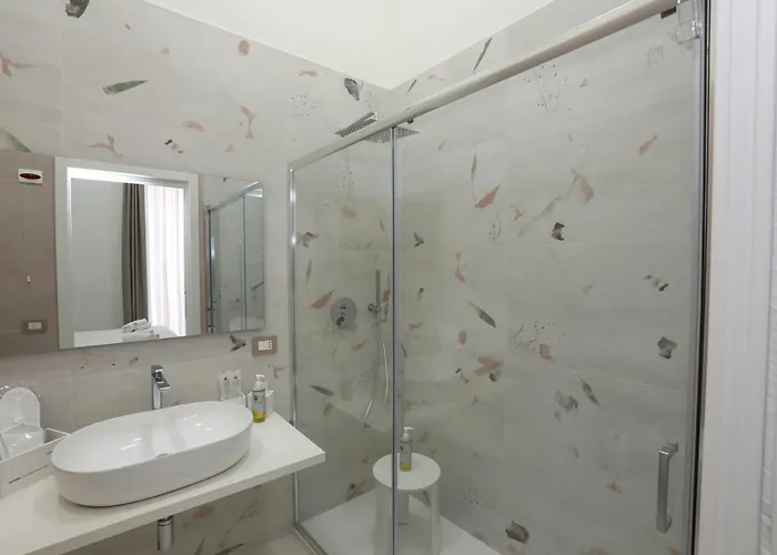 Vivimihome - Charminaples 4* 나폴리